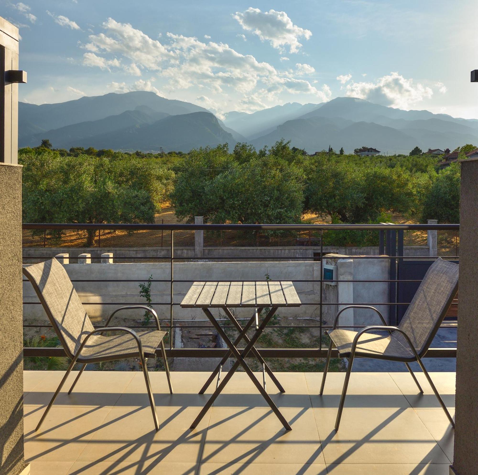 Olive All-Seasons Suites, Panel Hospitality Homes & Villas Літохоро Екстер'єр фото
